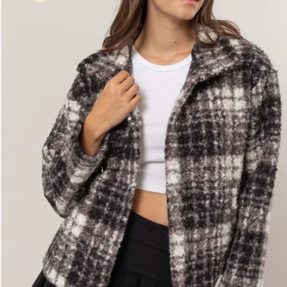 Plaid Women's Jacket in Black and White - Picture 2 of 3